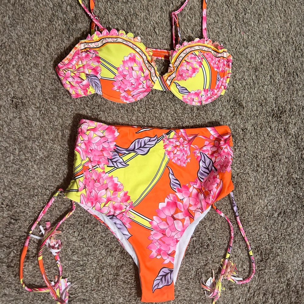 Never worn high waisted swimsuit!